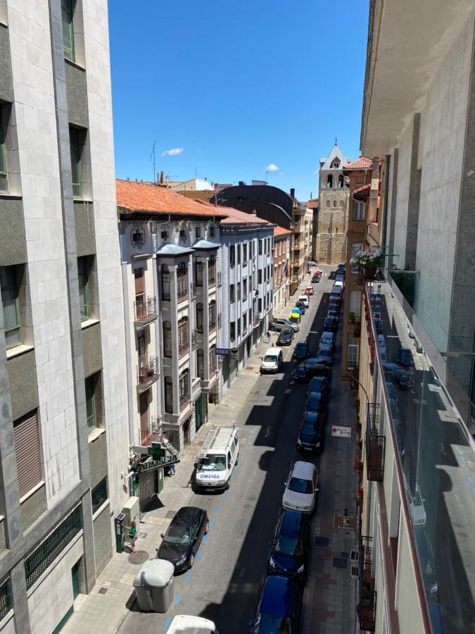 Maison San Isidoro - Garaje Y Wifi Gratuito Leão Exterior foto